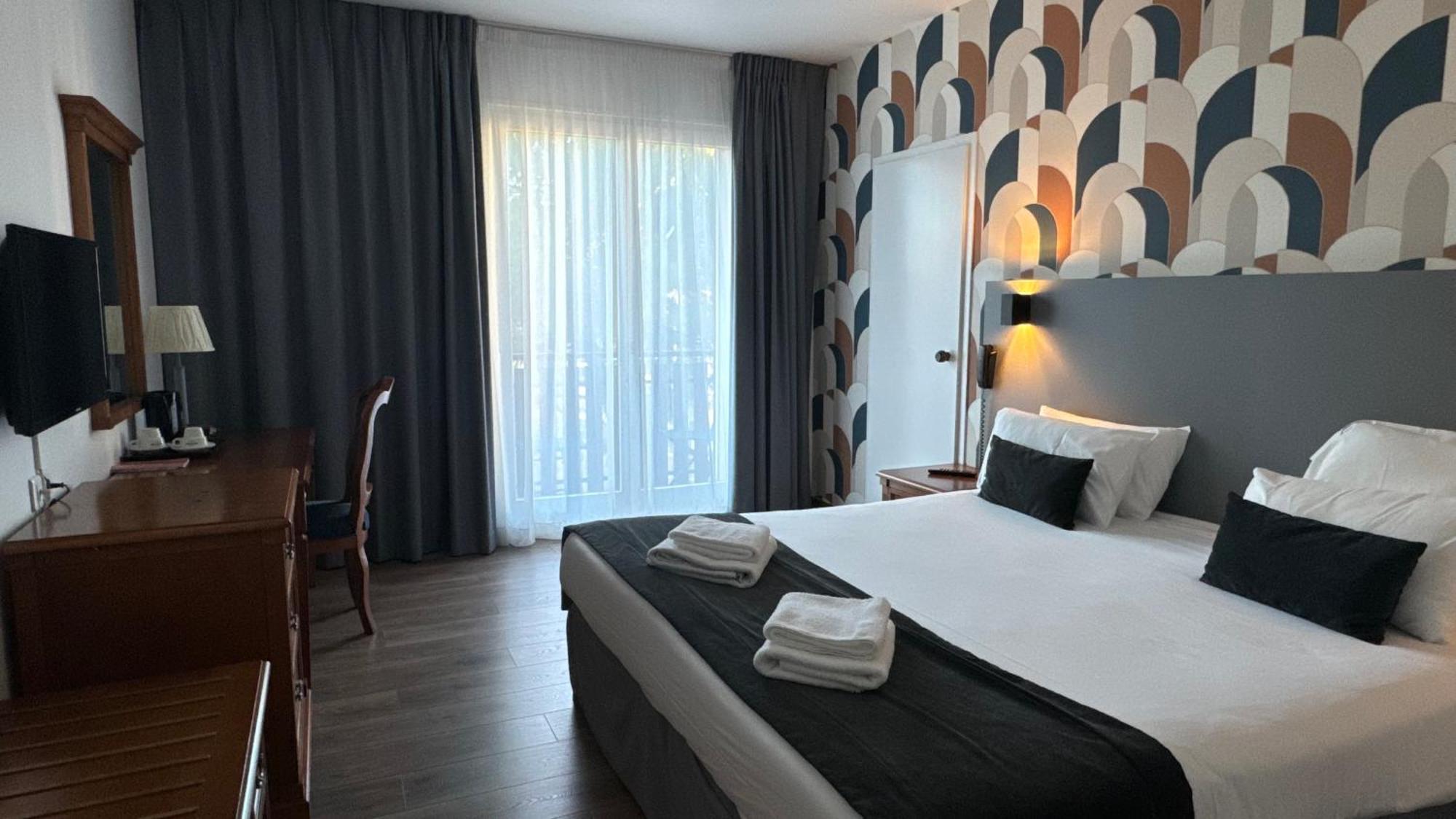 Hotel Le Bourgogne إفيان ليه با المظهر الخارجي الصورة